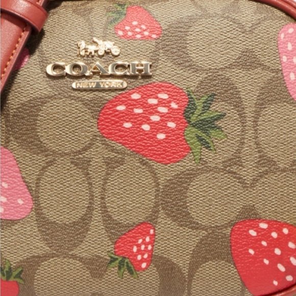 NWT Mini Jamie Camera Bag In Signature Canvas With Wild Strawberry Print - Picture 5 of 5